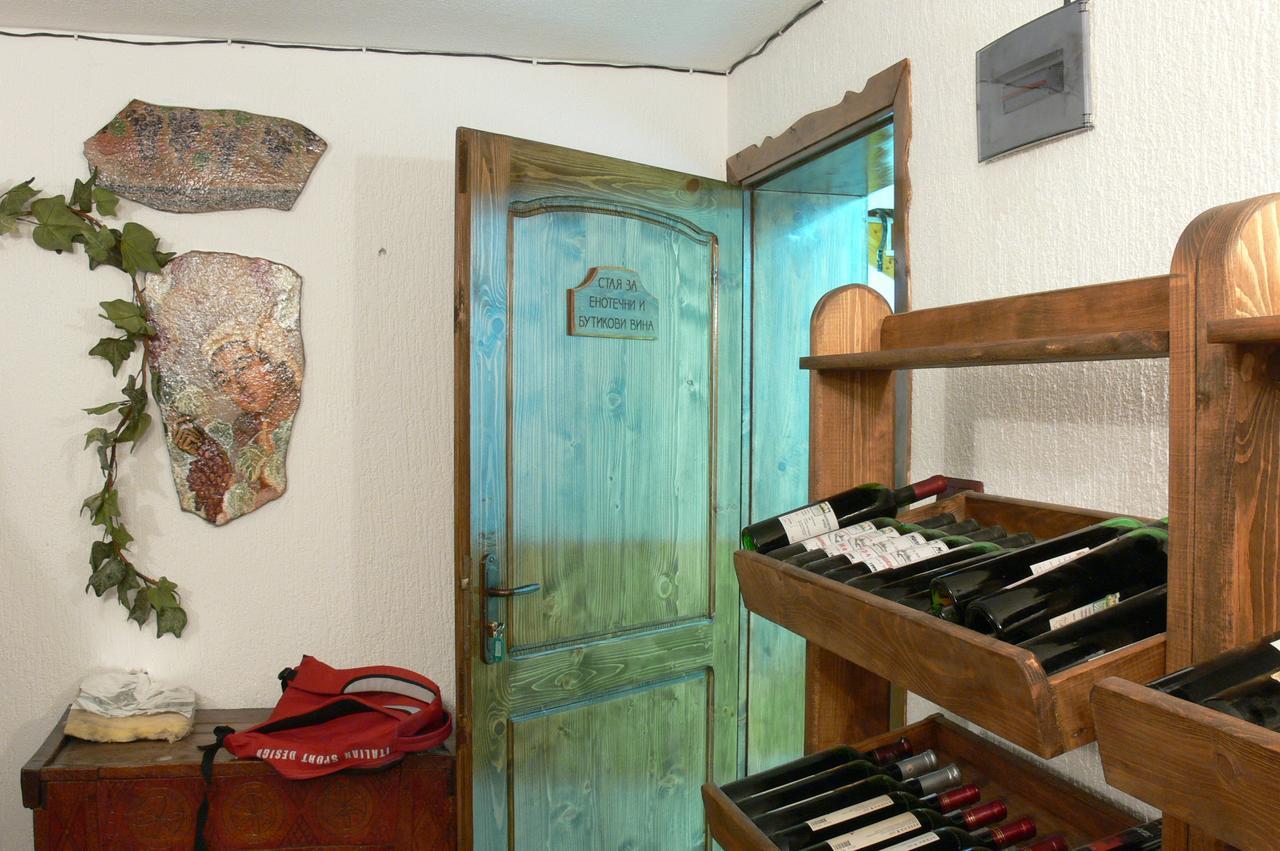 Hotel Pirinski Han - Old Adjev Han Sandanski Dış mekan fotoğraf